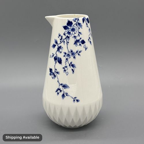 Lot #28 (1 of 8)