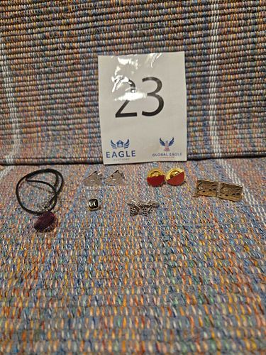Lot #23 (1 of 8)
