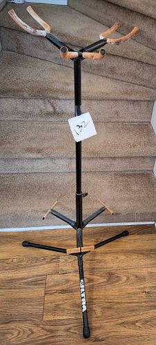 Lot #132 (1 of 10)