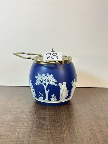 Lot #28 (1 of 7)
