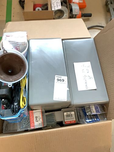 Lot #969 (1 of 4)