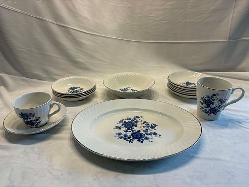 Lot #49 (1 of 8)
