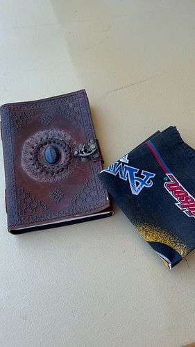 Lot #37 (1 of 7)