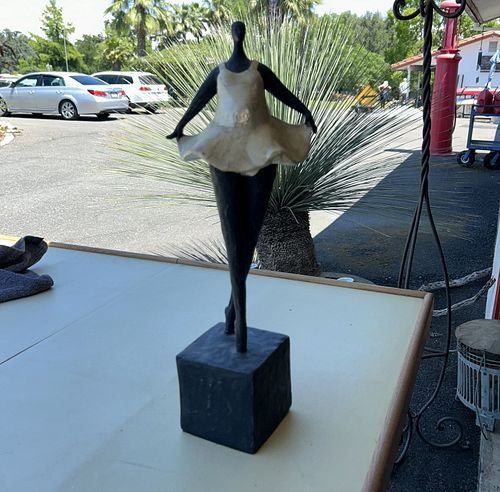 Lot #52 (1 of 3)