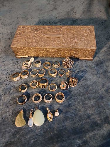 Lot #20 (1 of 17)