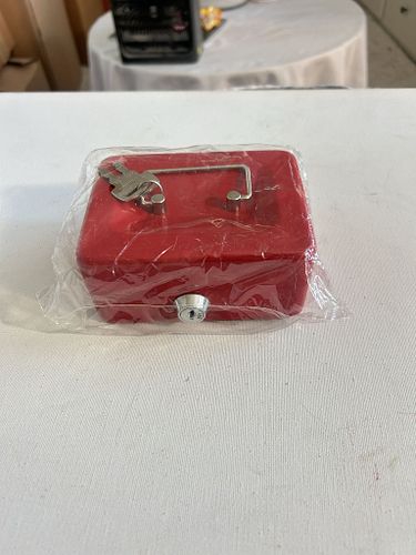 Lot #146 (1 of 3)