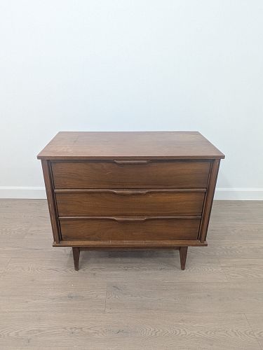 Lot #40 (1 of 12)