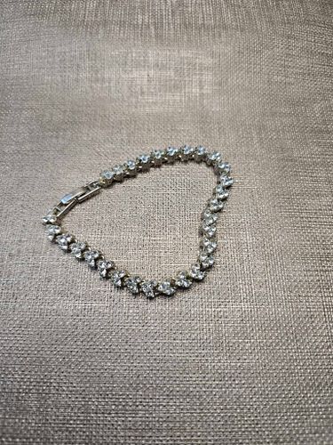 Lot #58 (1 of 8)
