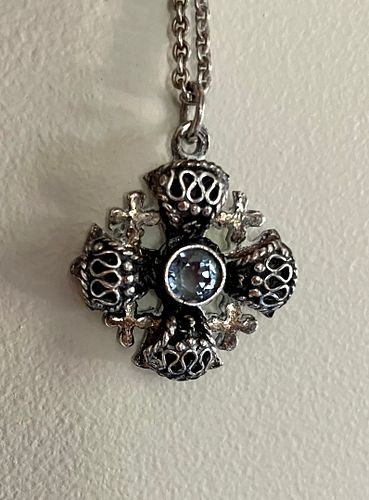 Lot #25 (1 of 4)