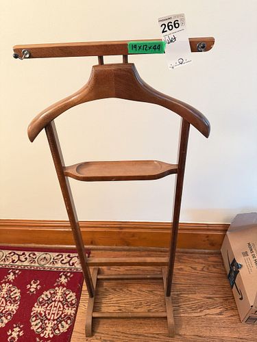 Lot #266 (1 of 7)