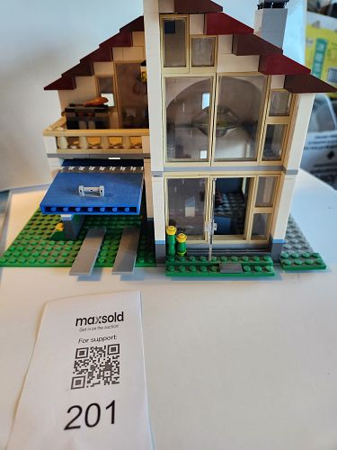 Lot #201 (1 of 11)