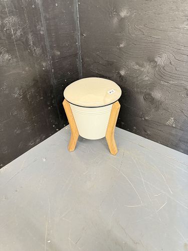 Lot #17 (1 of 6)