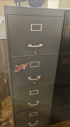 Lot #19 (1 of 10)