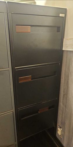 Lot #20 (1 of 7)