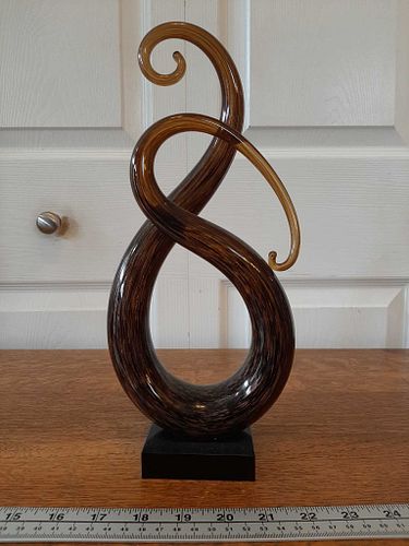 Lot #32 (1 of 6)