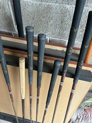 Lot #60 (1 of 5)