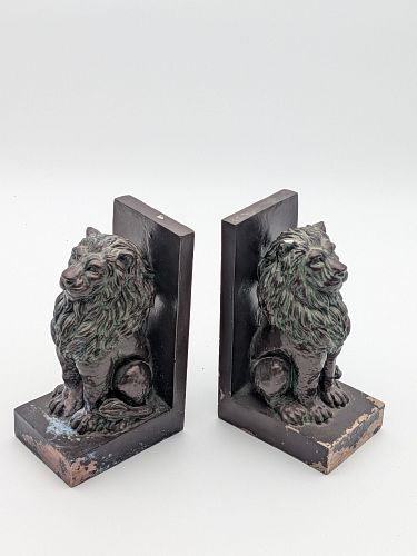 Lot #32 (1 of 8)
