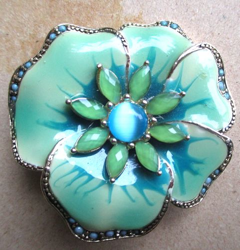 Lot #125 (1 of 6)