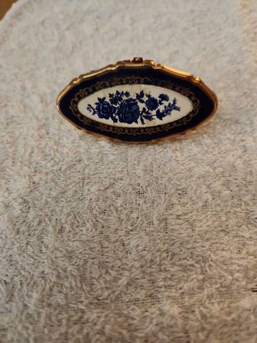 Lot #27 (1 of 4)
