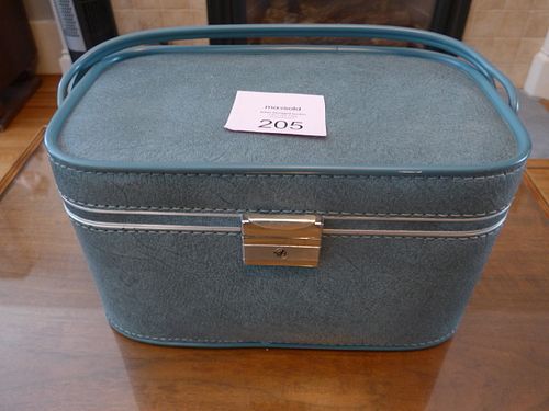 Lot #205 (1 of 5)