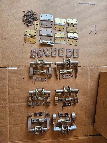 Lot #44 (1 of 6)