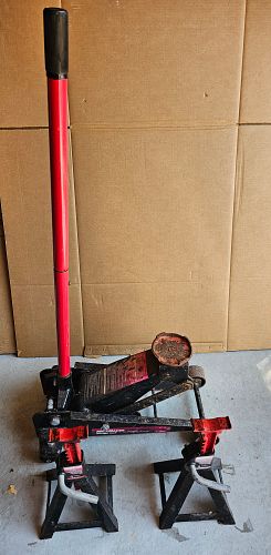Lot #59 (1 of 8)