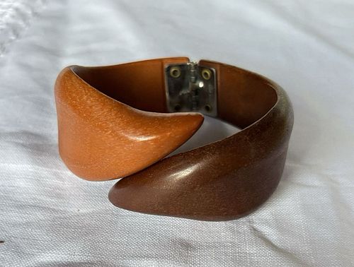 Lot #54 (1 of 7)