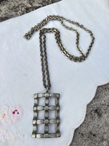 Lot #113 (1 of 8)