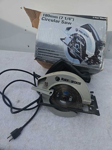 Lot #28 (1 of 4)
