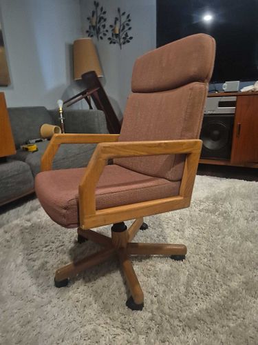 Lot #99 (1 of 7)