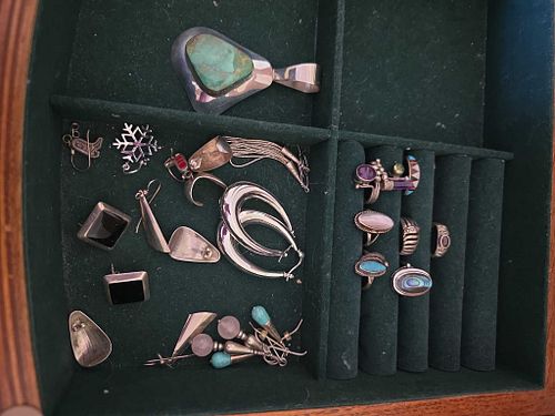 Lot #266 (1 of 7)