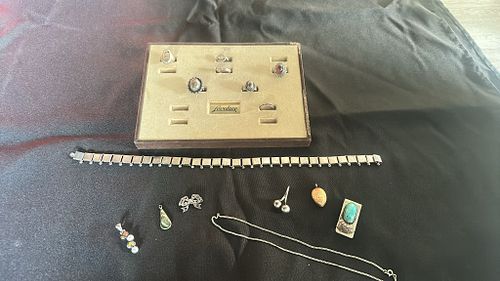 Lot #558 (1 of 13)