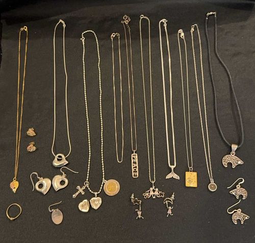 Lot #51 (1 of 18)