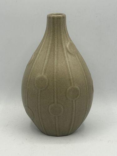 Lot #28 (1 of 8)