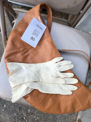 Lot #85 (1 of 4)