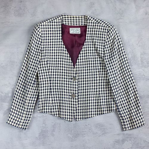 Lot #19 (1 of 7)