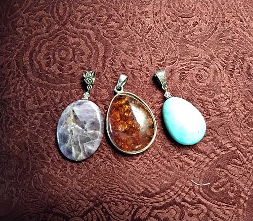 Lot #105 (1 of 4)
