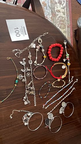 Lot #100 (1 of 7)
