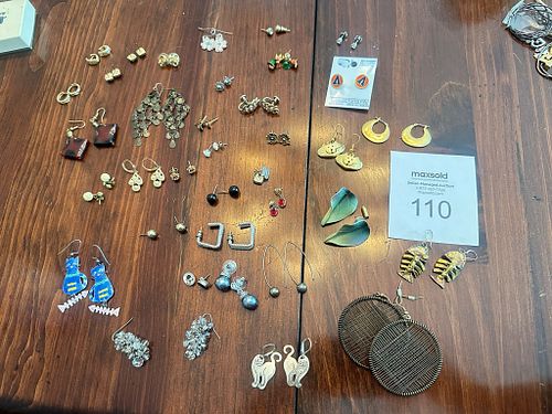Lot #110 (1 of 7)