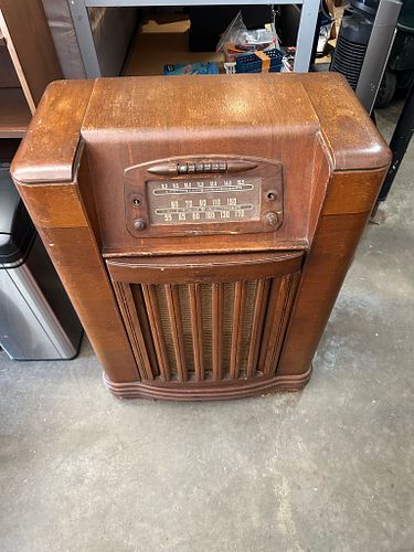 Lot #52 (1 of 5)