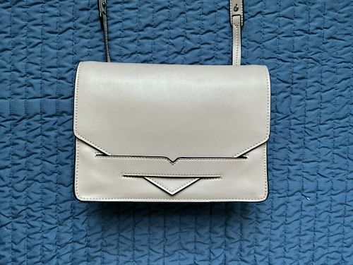 Lot #131 (1 of 4)