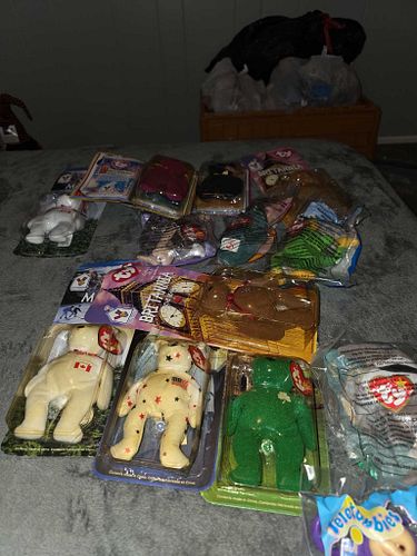 Lot #88 (1 of 8)
