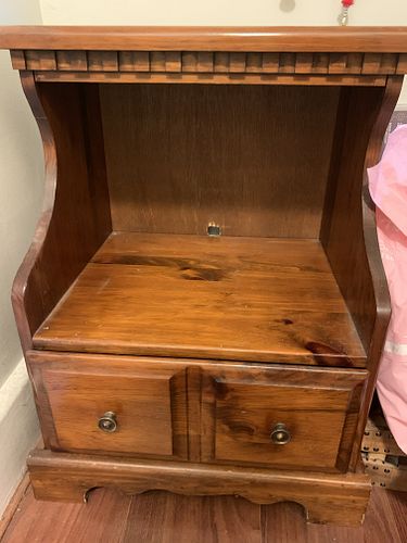 Lot #76 (1 of 4)