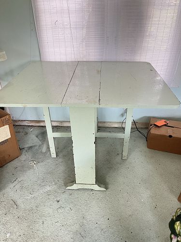 Lot #19 (1 of 3)