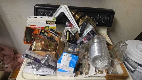 Lot #864 (1 of 16)