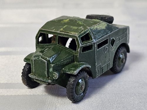 Lot #28 (1 of 10)