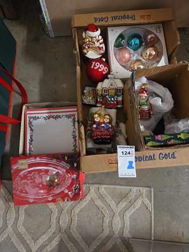 Lot #124 (1 of 8)