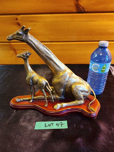 Lot #47 (1 of 7)