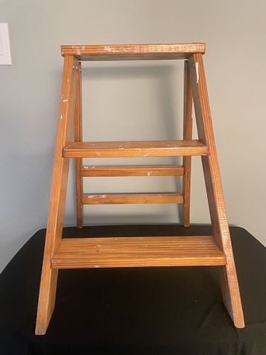 Lot #28 (1 of 5)