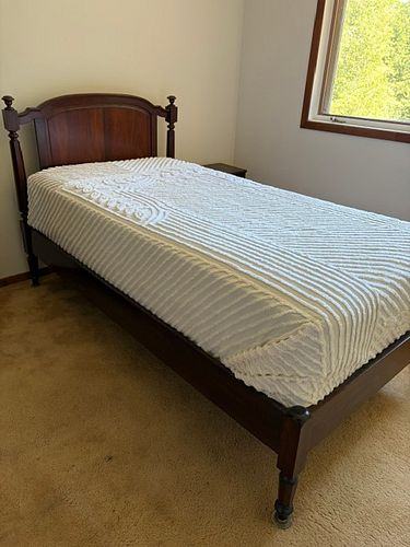 Lot #4 (1 of 4)